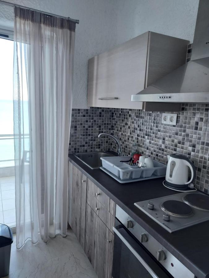 Aqua Apartments Loutra Oraias Elenis Exteriör bild